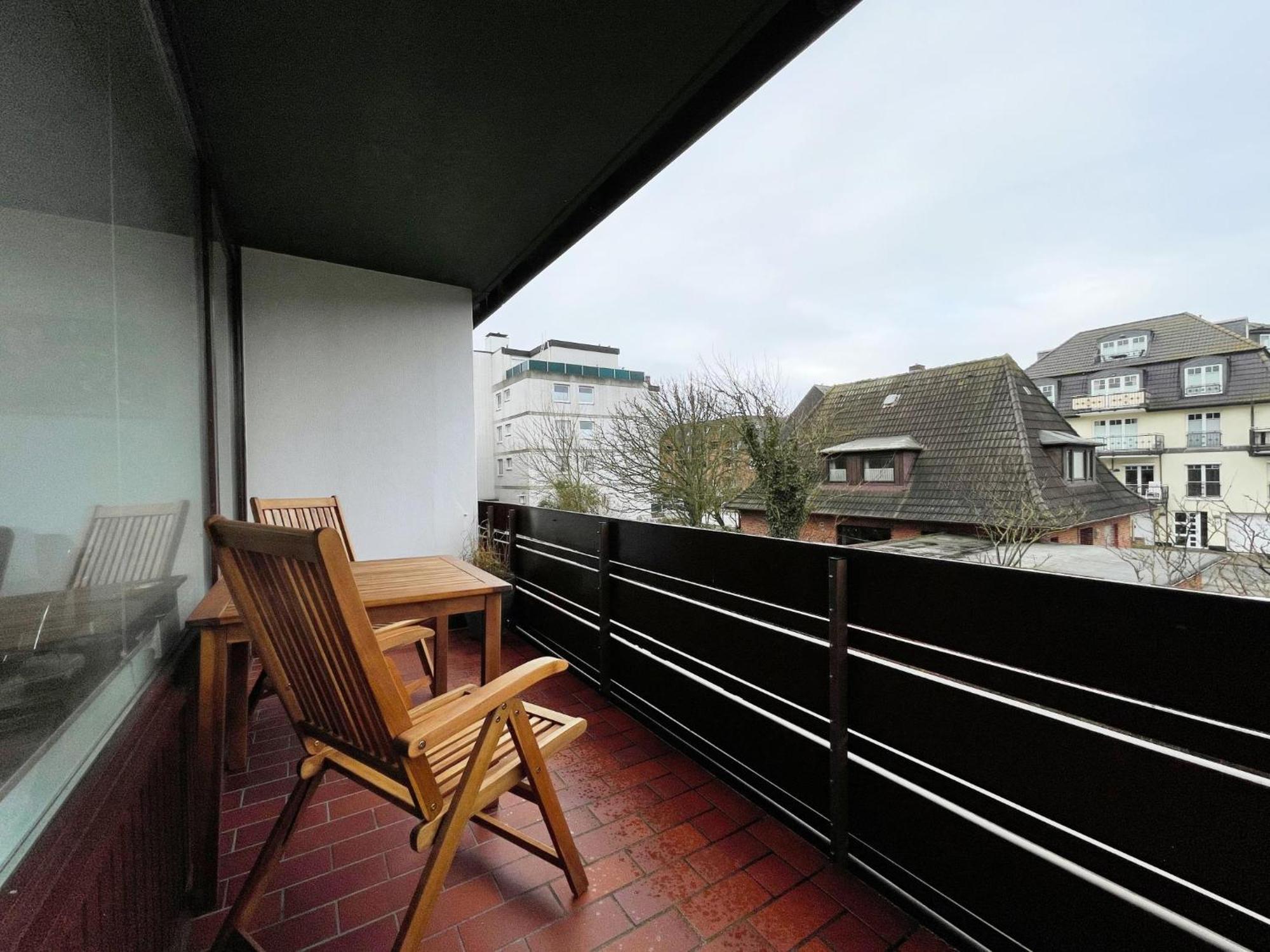 Ferienwohnung Mitten In Westerland Mit Balkon Strandlaeufer 1 Exterior photo